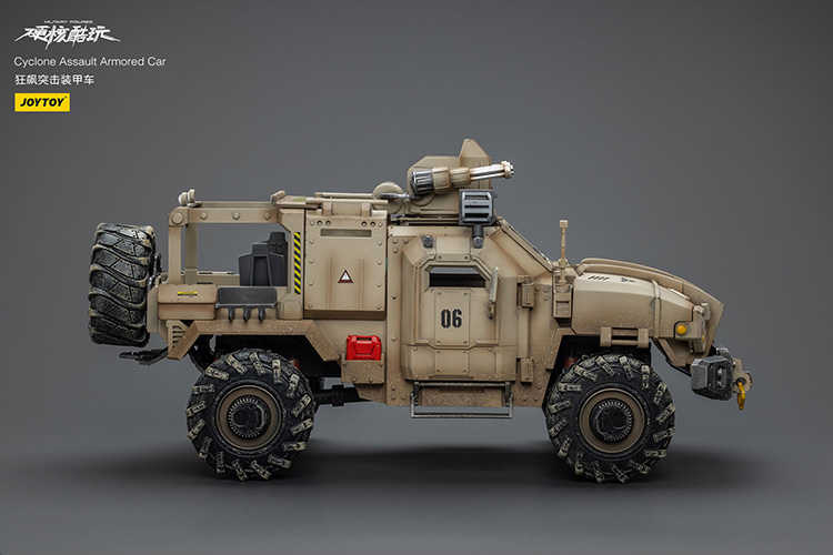 Cyclone Assauit Armored Car - view 3