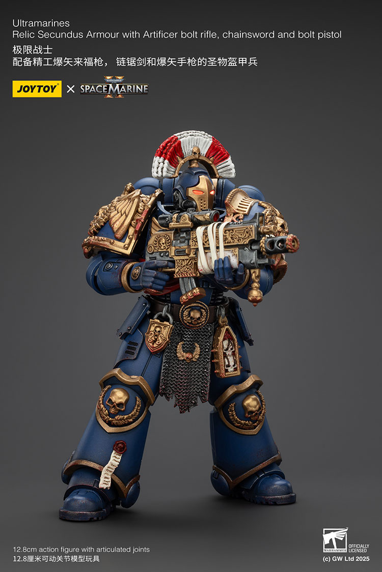 Ultramarines Relic Secundus Armour with Artificer bolt rifle, chainsword and bolt pistol - view 10