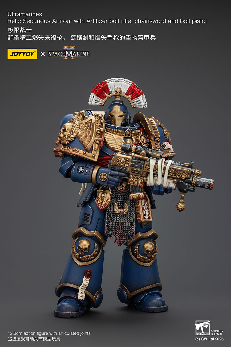 Ultramarines Relic Secundus Armour with Artificer bolt rifle, chainsword and bolt pistol - view 3