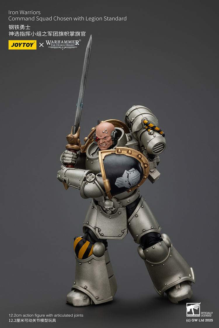 Iron Warriors Command Squad Chosen with Legion Standard - view 6